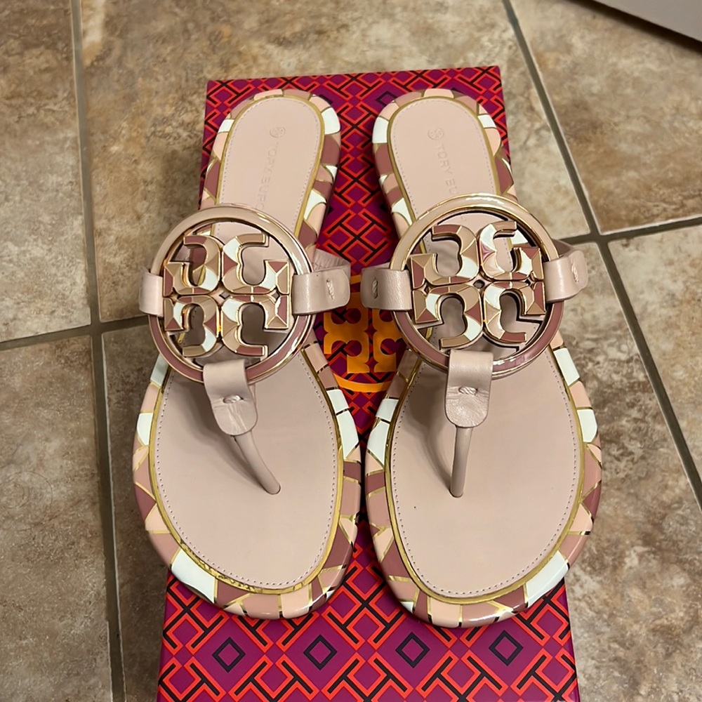 Tory Burch enamel Miller vegan leather, like new